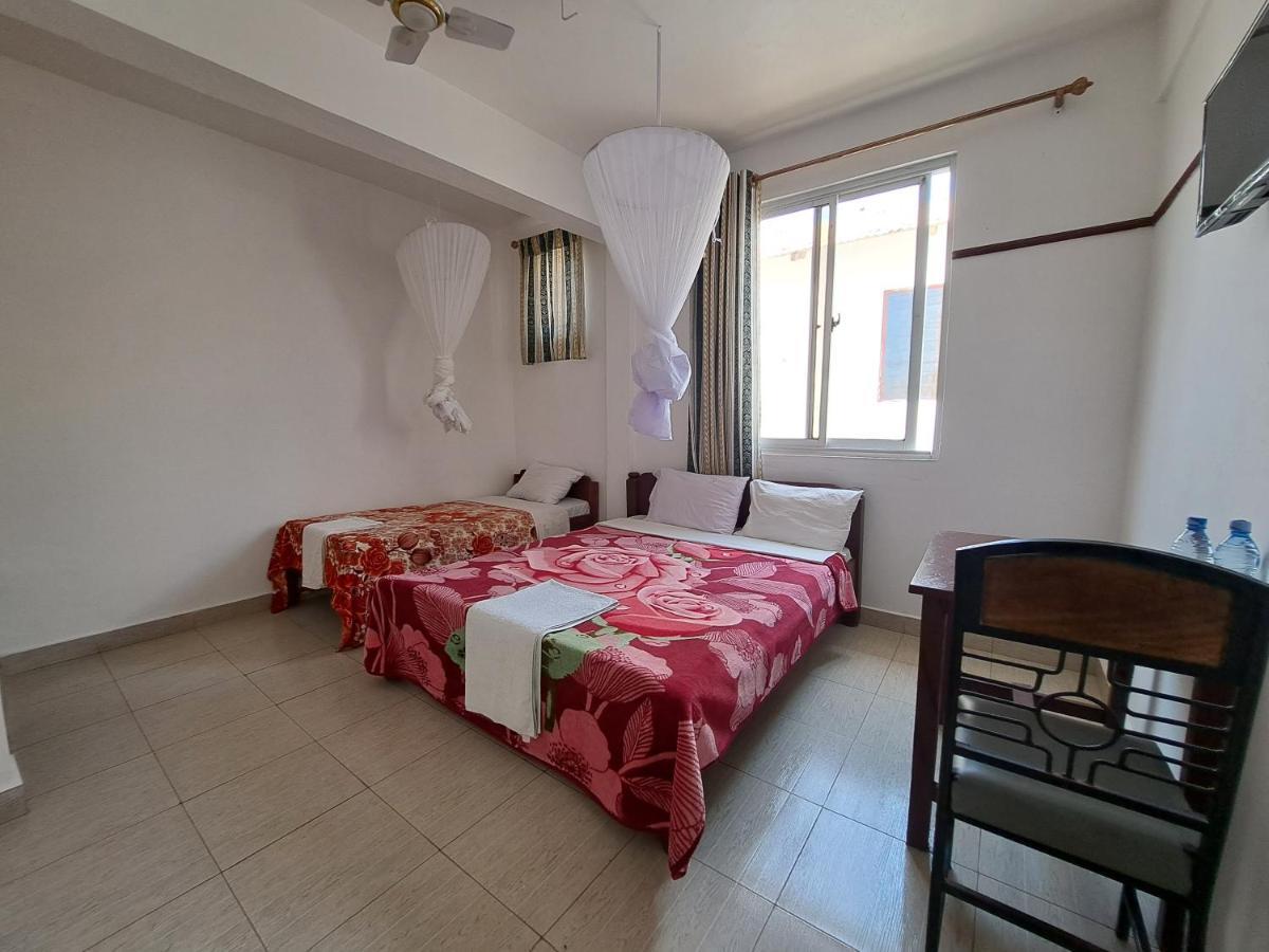 Kwale Golden Guest House Ngoại thất bức ảnh